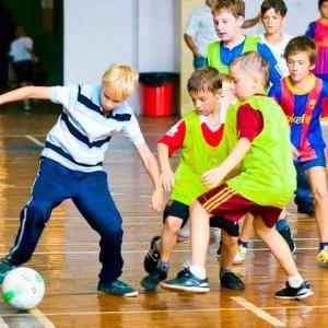 Спортивные школы и футбольные педагоги 